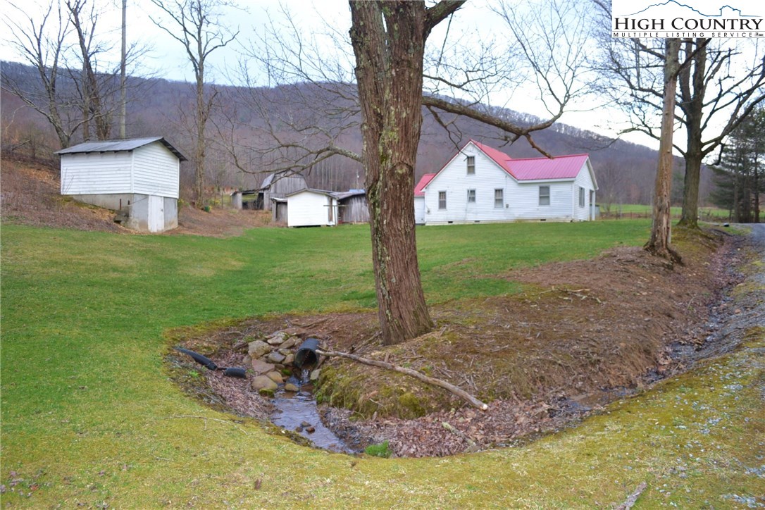 180 Country View Road Troutdale, VA 24378 - Photo 4 of 33 Gallery Image 4