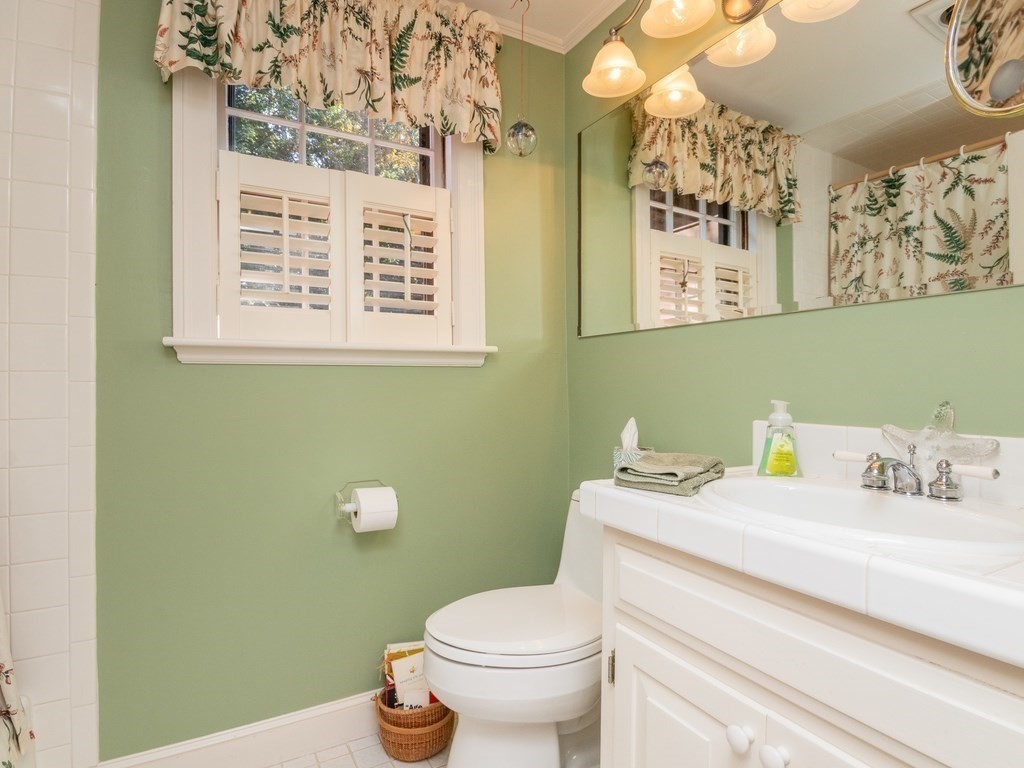 24 Fuller Brook Road Wellesley, MA 02482 - Photo 33 of 42