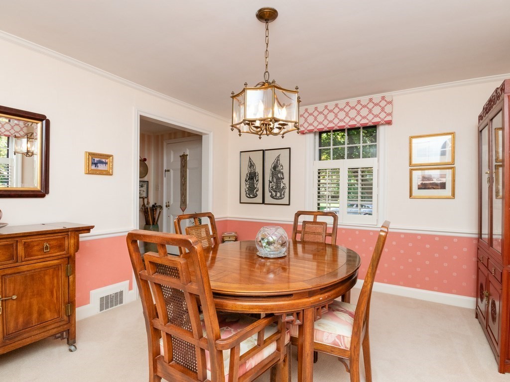 24 Fuller Brook Road Wellesley, MA 02482 - Photo 7 of 42