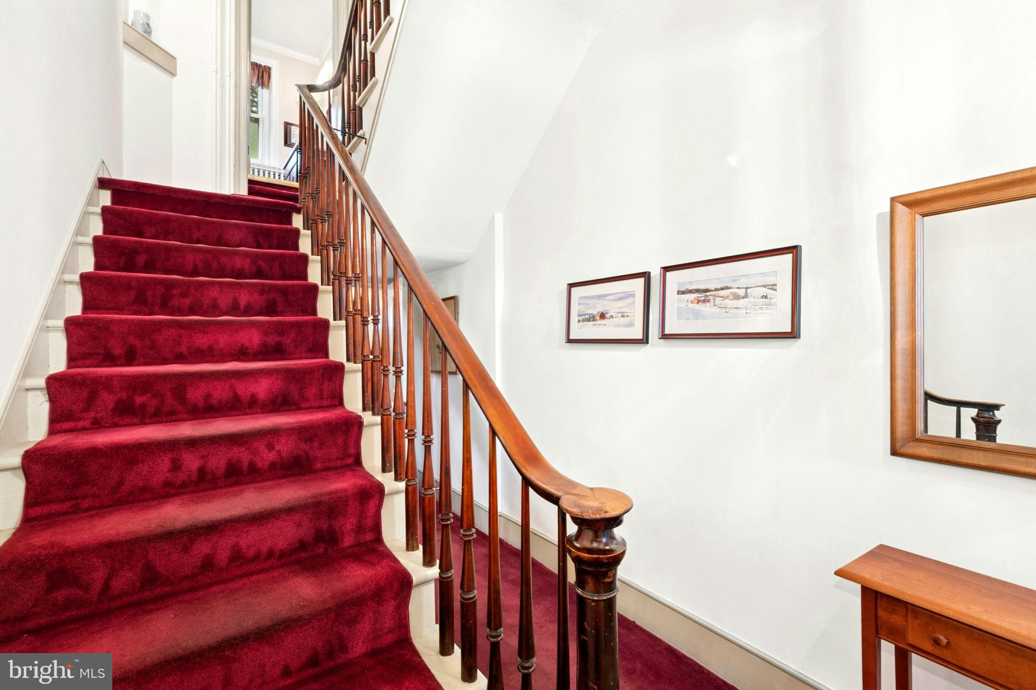 72-74 West Market Street Bethlehem, PA 18018 - Photo 14 of 36 a view of entryway