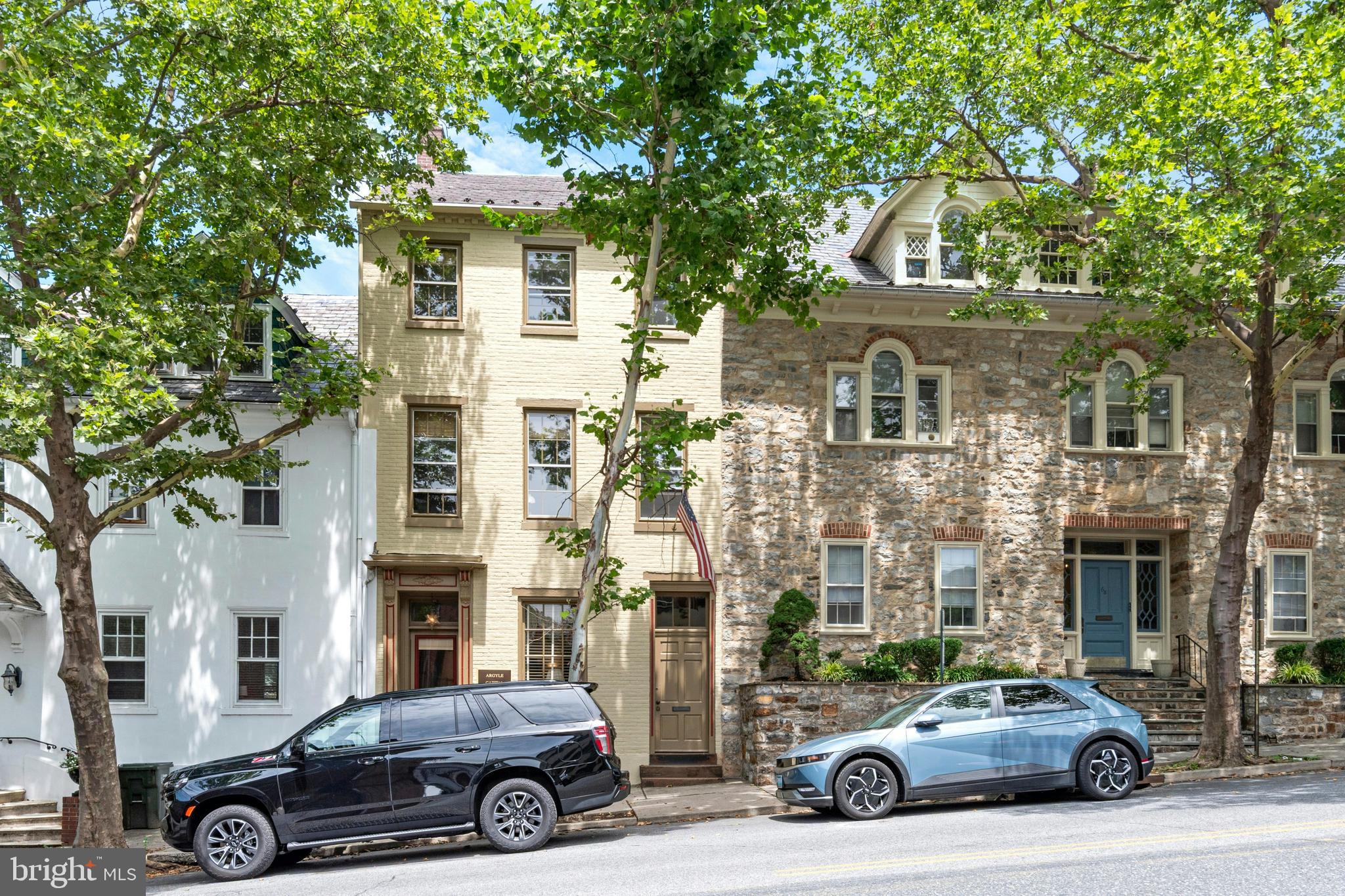 72-74 West Market Street Bethlehem, PA 18018 - Photo 2 of 36 a car parked in front of a building