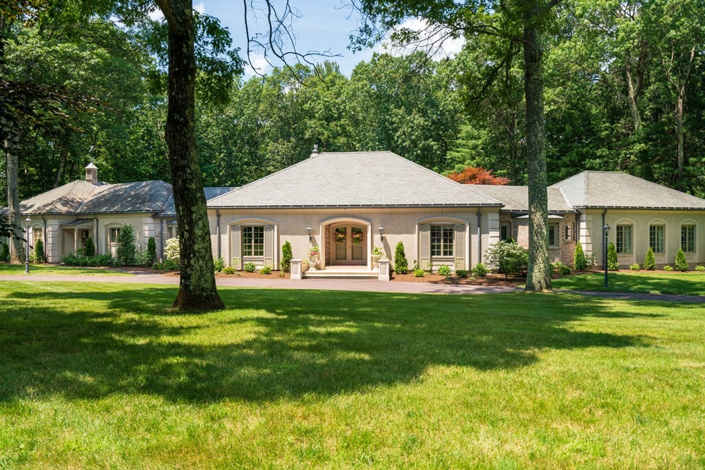 15 Deer Run Road Lincoln, MA 01773 - Photo 1 of 36