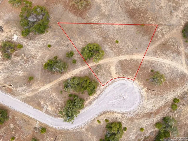 $89,000 | 137 West Eli Chandler, Blanco, TX 78606