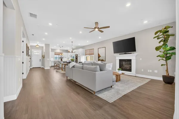$699,000 | 3008 Hemet Way, Roseville, CA 95747