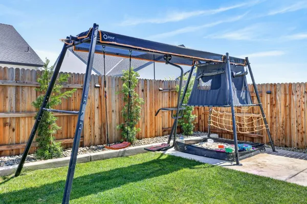 $699,000 | 3008 Hemet Way, Roseville, CA 95747