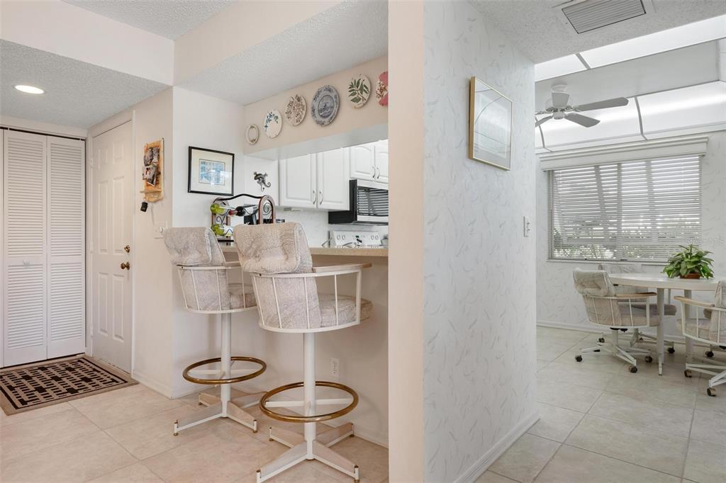 270 Cerromar Way South, Unit 57 Venice, FL 34293 - Photo 12 of 81