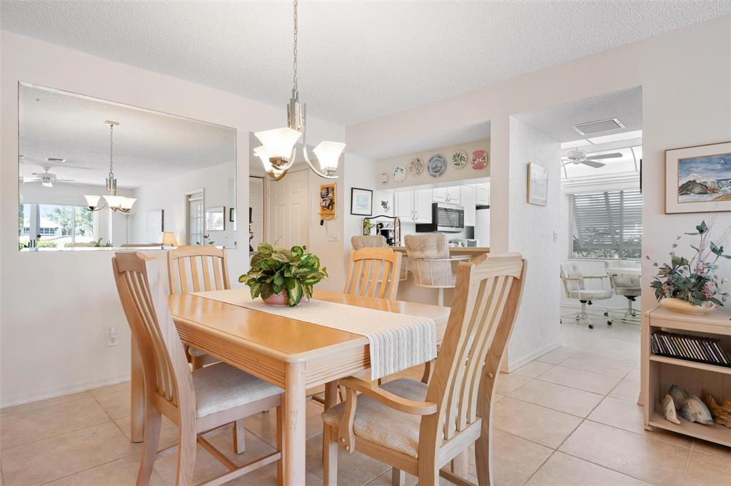 270 Cerromar Way South, Unit 57 Venice, FL 34293 - Photo 9 of 81