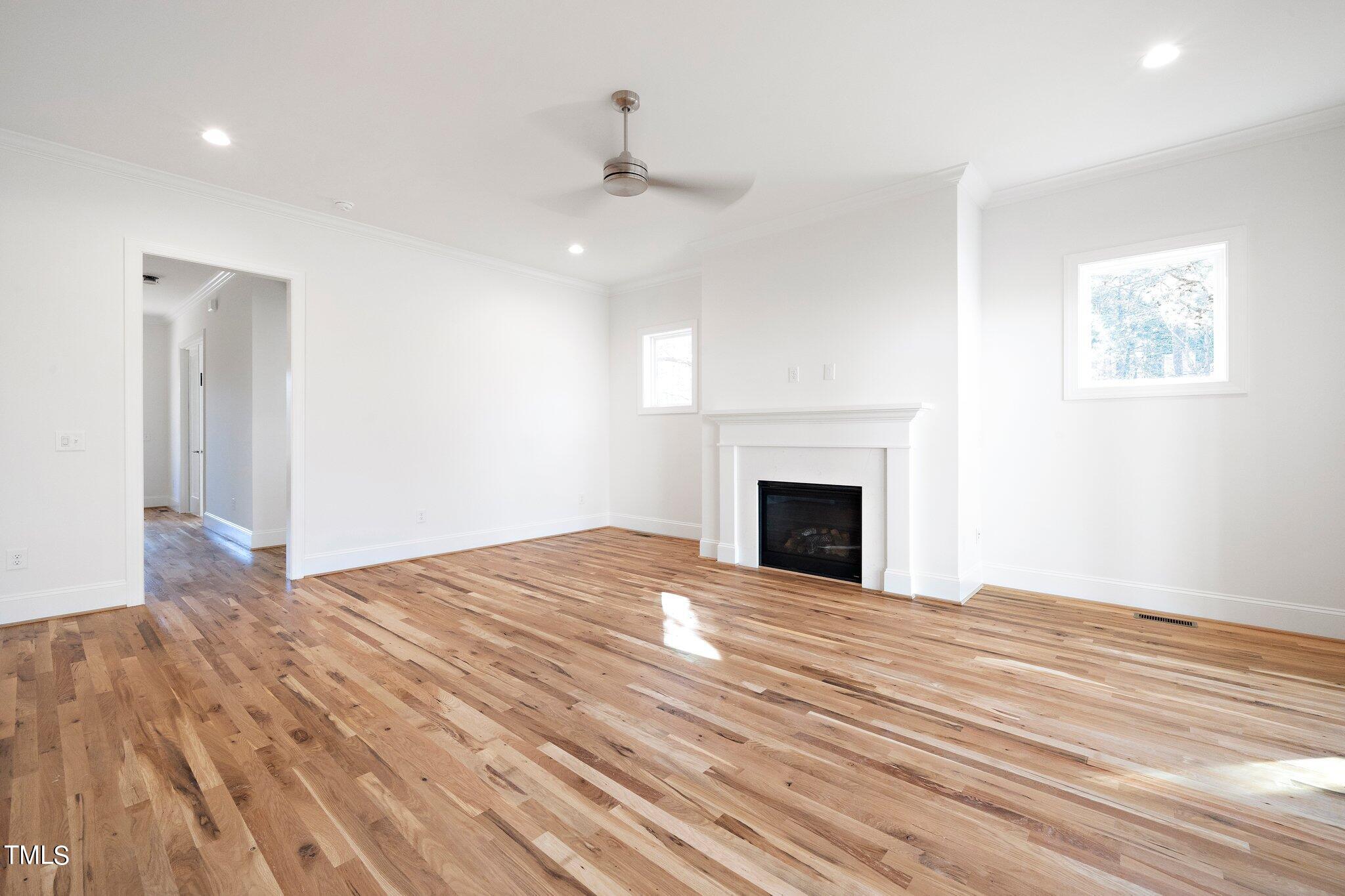 1652 Pineview Drive Raleigh, NC 27606 - Photo 11 of 33 10-web-or-mls-1652 Pineview Dr (6 of 30)