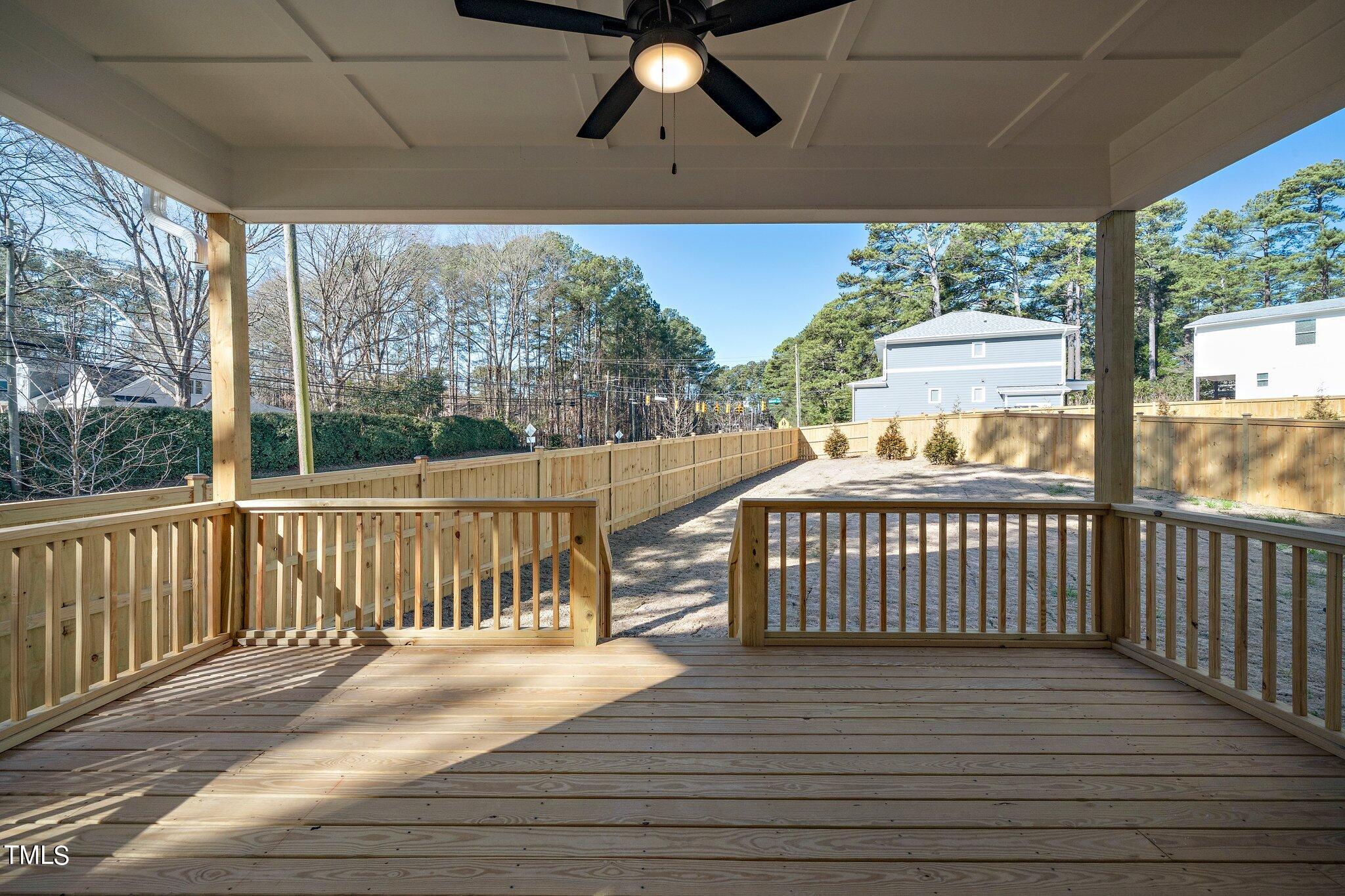 1652 Pineview Drive Raleigh, NC 27606 - Photo 26 of 33 25-web-or-mls-1652 Pineview Dr (7 of 30)
