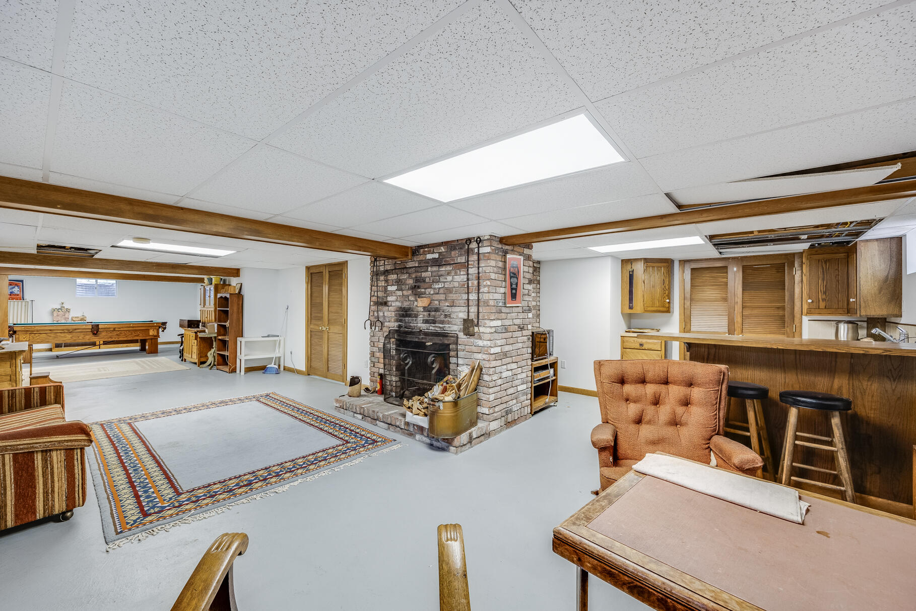 72 South Highland Road Truro, MA 02666 - Photo 34 of 59 a living room with furniture fireplace and flat screen tv