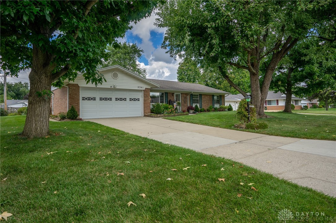 2341 Springmill Road Kettering, OH 45440 - Photo 2 of 60