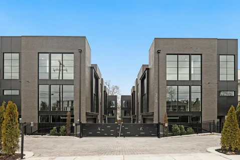 $1,999,900 | 3718 West End Avenue, Unit 2, Nashville, TN 37205