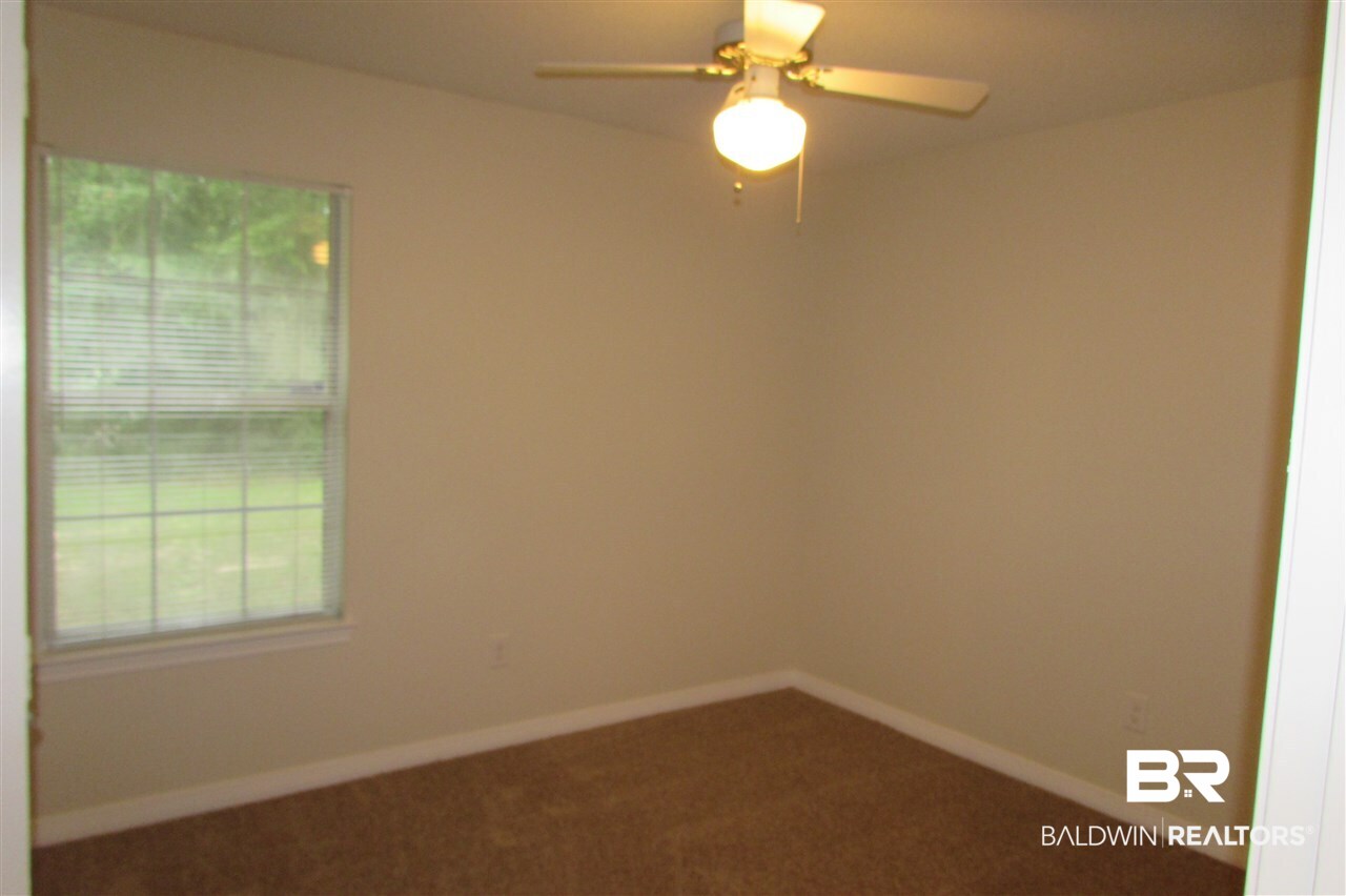 6300 Summer Pl Drive East Mobile, AL 36618 - Photo 19 of 22 Bed room #3