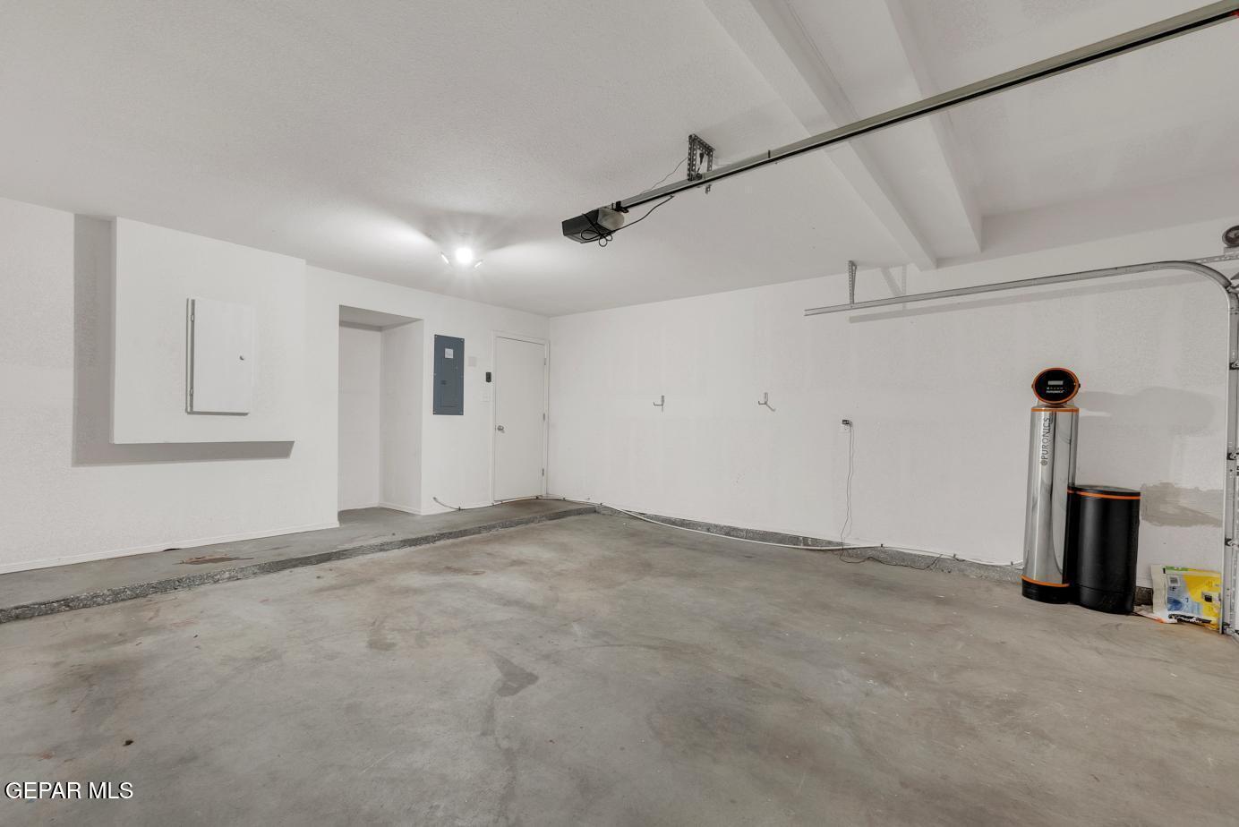 11349 West Ranch Court El Paso, TX 79934 - Photo 53 of 61 a view of a livingroom with wooden floor