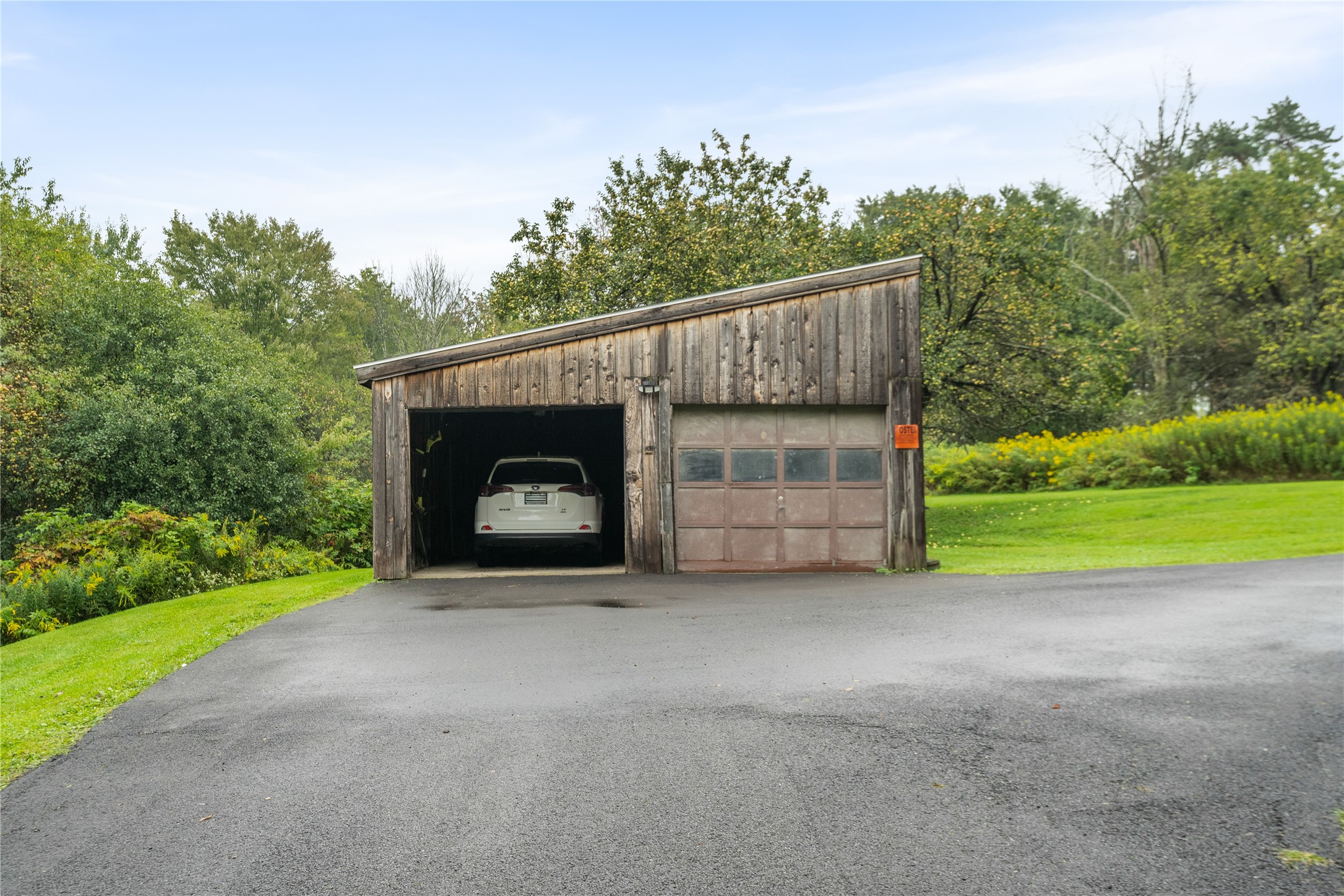 1567 Dutchtown Road Endicott, NY 13760 - Photo 2 of 29 Gallery Image 2