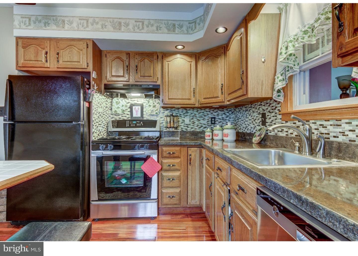 608 Gilbert Road Ridley Park, PA 19078 - Photo 8 of 25