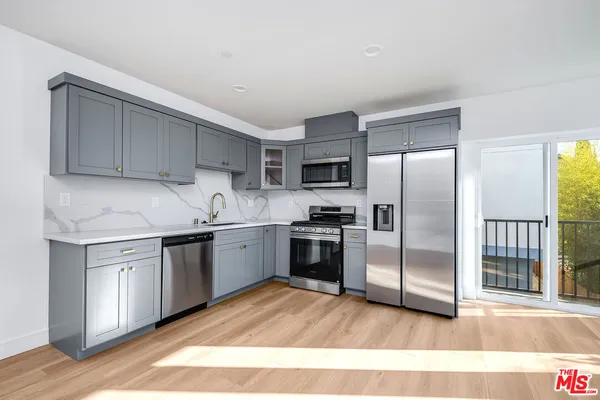 $4,983 | 10801 Kling Street, Toluca Lake, CA 91602