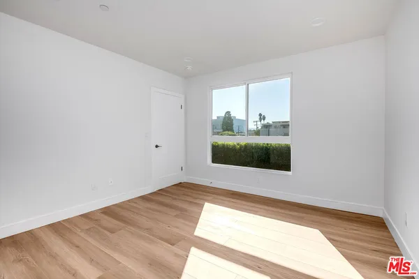$4,983 | 10801 Kling Street, Toluca Lake, CA 91602