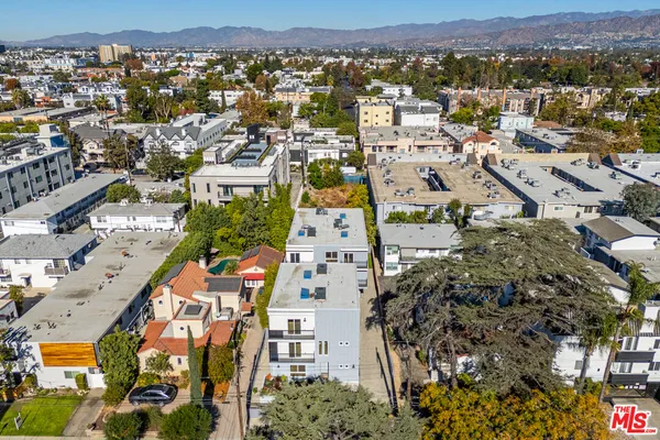 $4,983 | 10801 Kling Street, Toluca Lake, CA 91602