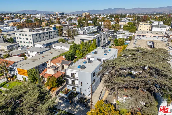 $4,983 | 10801 Kling Street, Toluca Lake, CA 91602