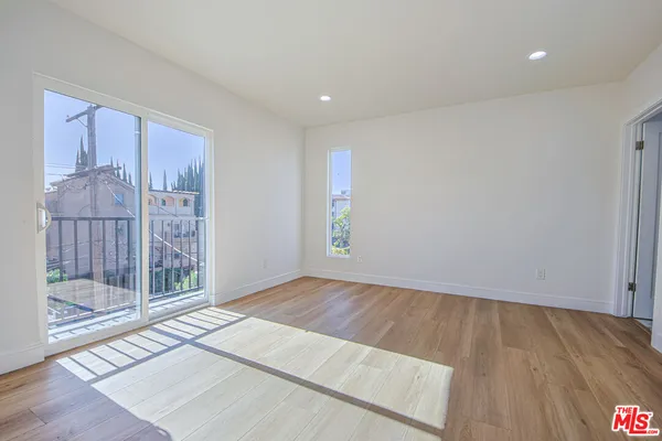$4,983 | 10801 Kling Street, Toluca Lake, CA 91602