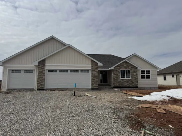 $509,900 | 3716 Edwina Drive, De Pere, WI 54115
