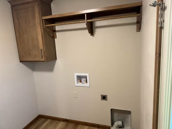 $509,900 | 3716 Edwina Drive, De Pere, WI 54115