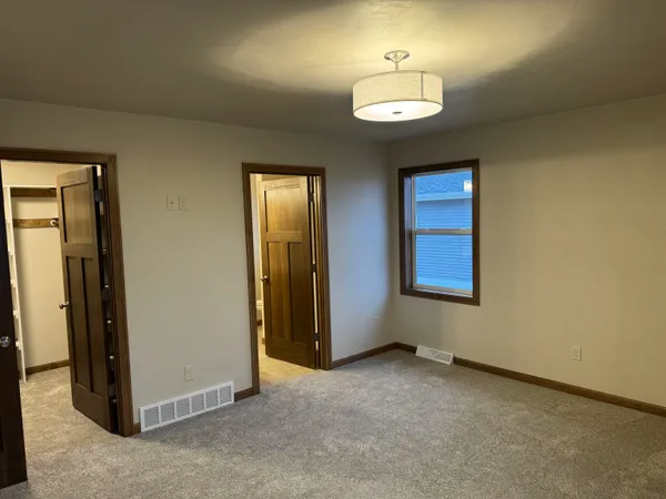 $509,900 | 3716 Edwina Drive, De Pere, WI 54115