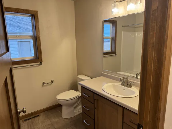 $509,900 | 3716 Edwina Drive, De Pere, WI 54115