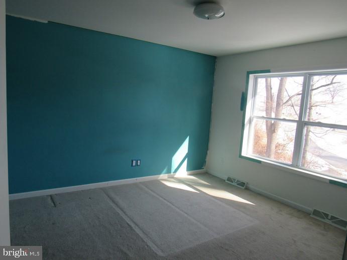 1070 White Oak Road Windsor, PA 17366 - Photo 8 of 15