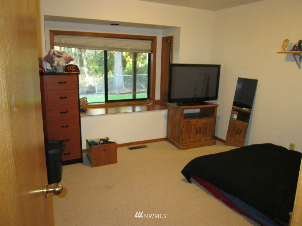 183 Niemi Road Longview, WA 98632 - Photo 18 of 24