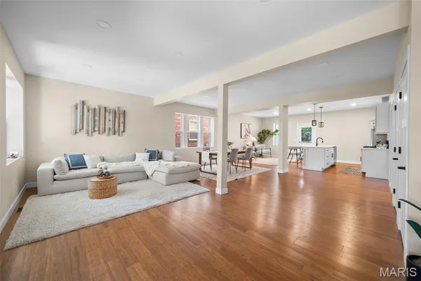 $525,000 | 3924 Parker Avenue, St. Louis, MO 63116