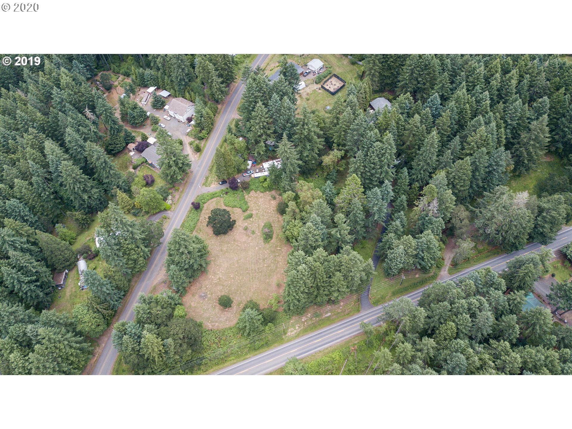 25146 Butler Road Junction City, OR 97448 - Photo 3 of 8 Gallery Image 3