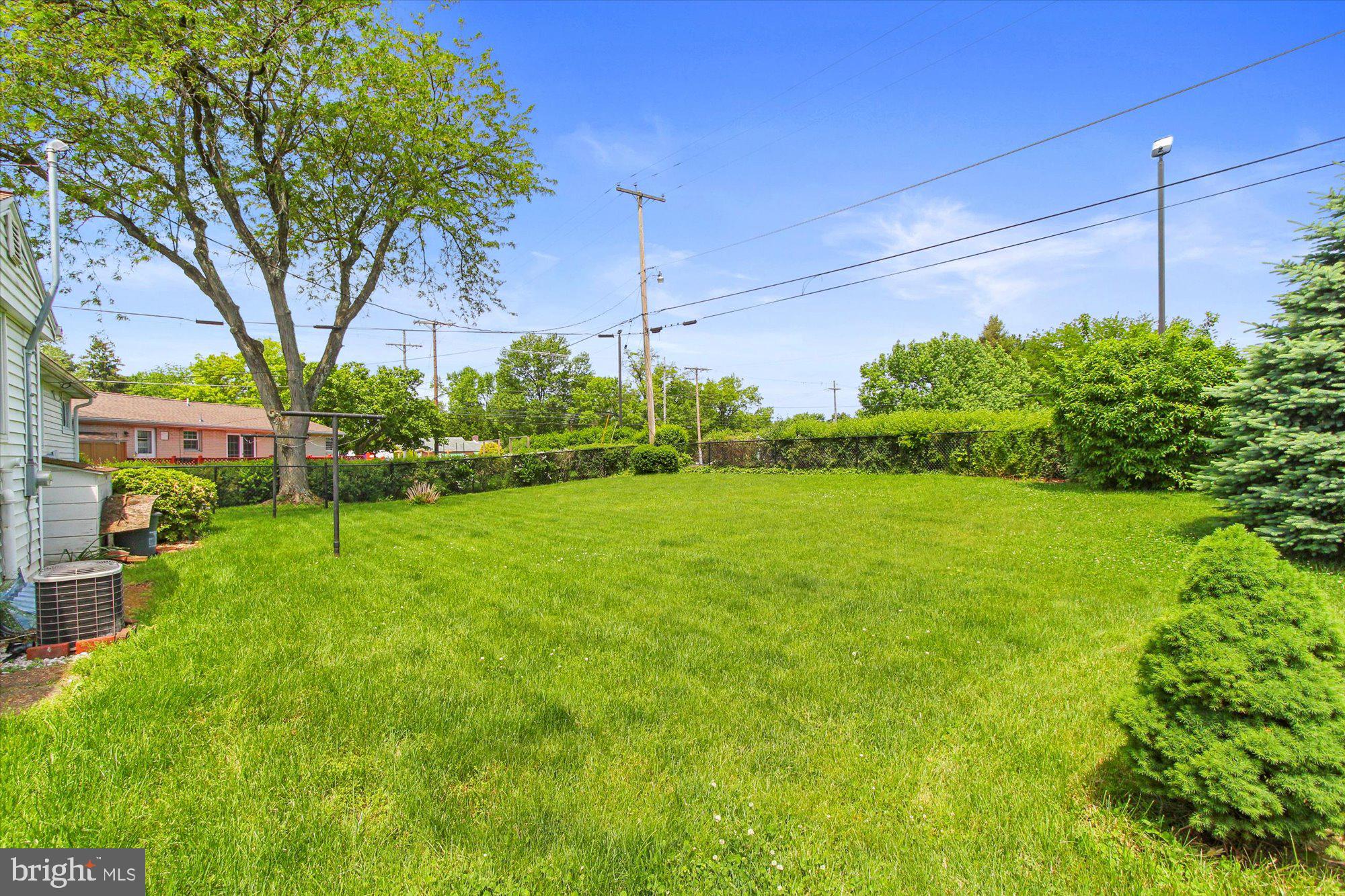2405 Cambridge Road York, PA 17402 - Photo 27 of 28 Gallery Image 27