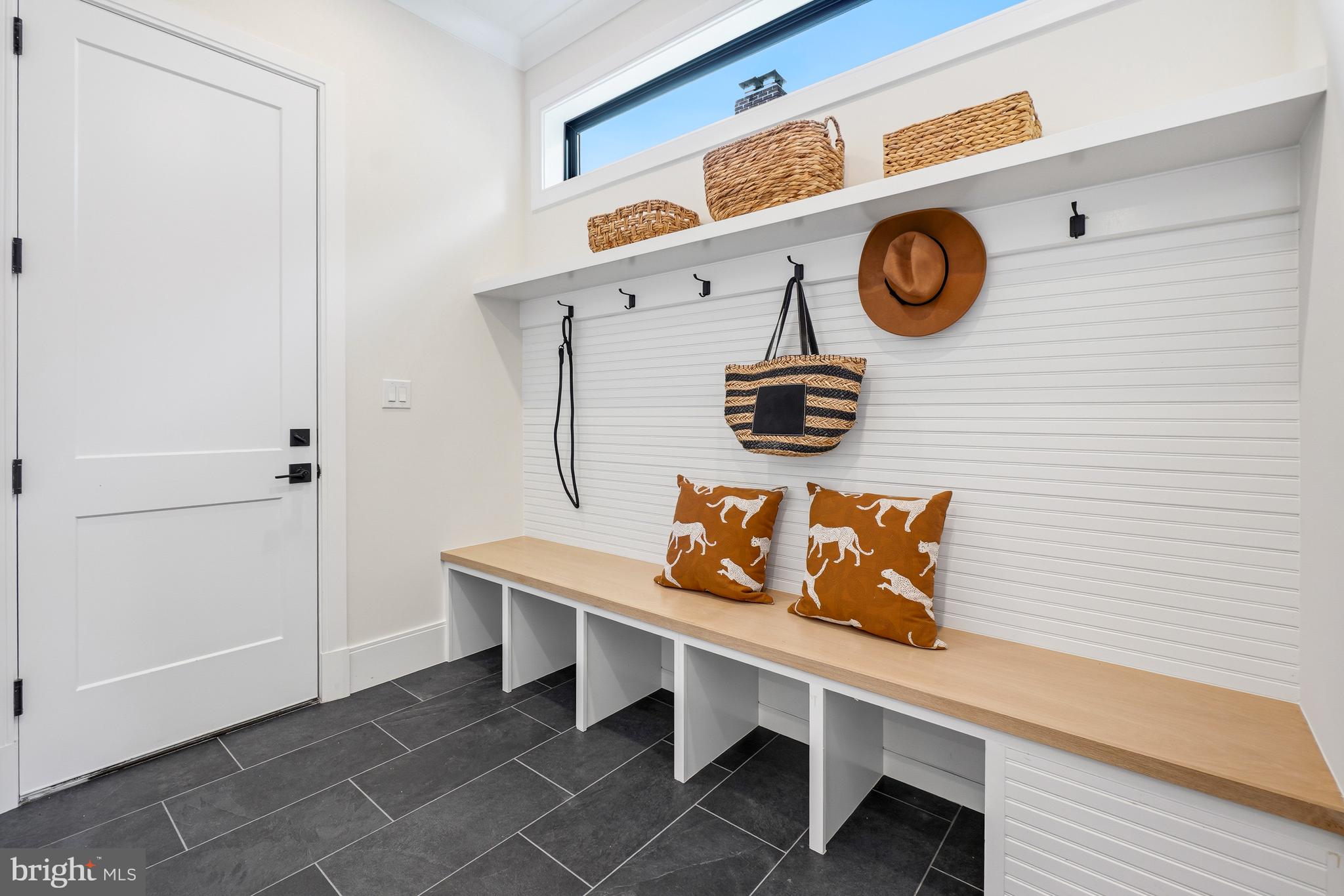 5507 Charlcote Road Bethesda, MD 20817 - Photo 21 of 40 Mud Room