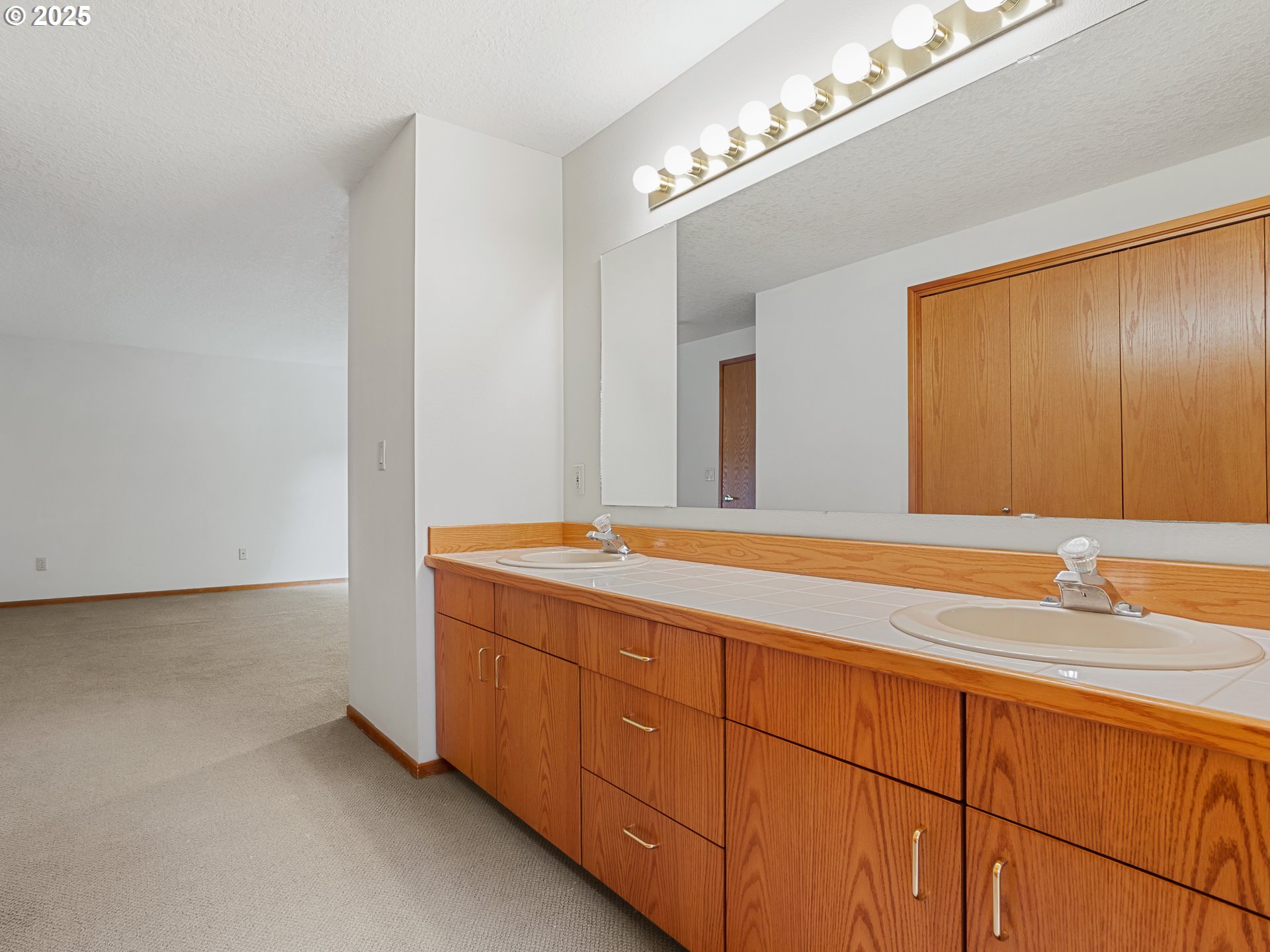 15917 Northeast Union Road, Unit 103 Ridgefield, WA 98642 - Photo 27 of 37 Gallery Image 27