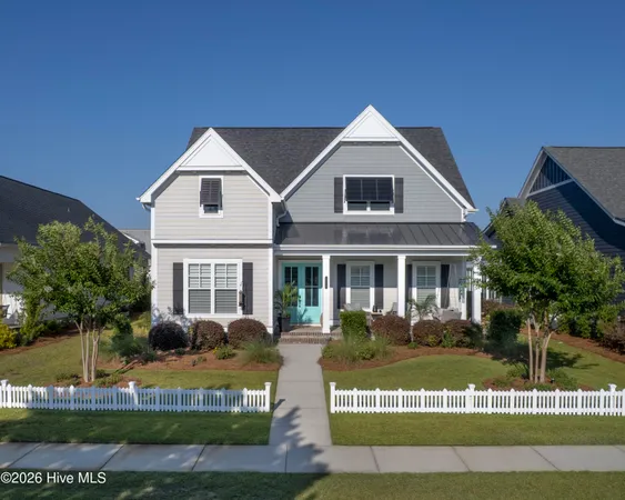 $699,900 | 1210 South Sleepy Oak Lane, Leland, NC 28451