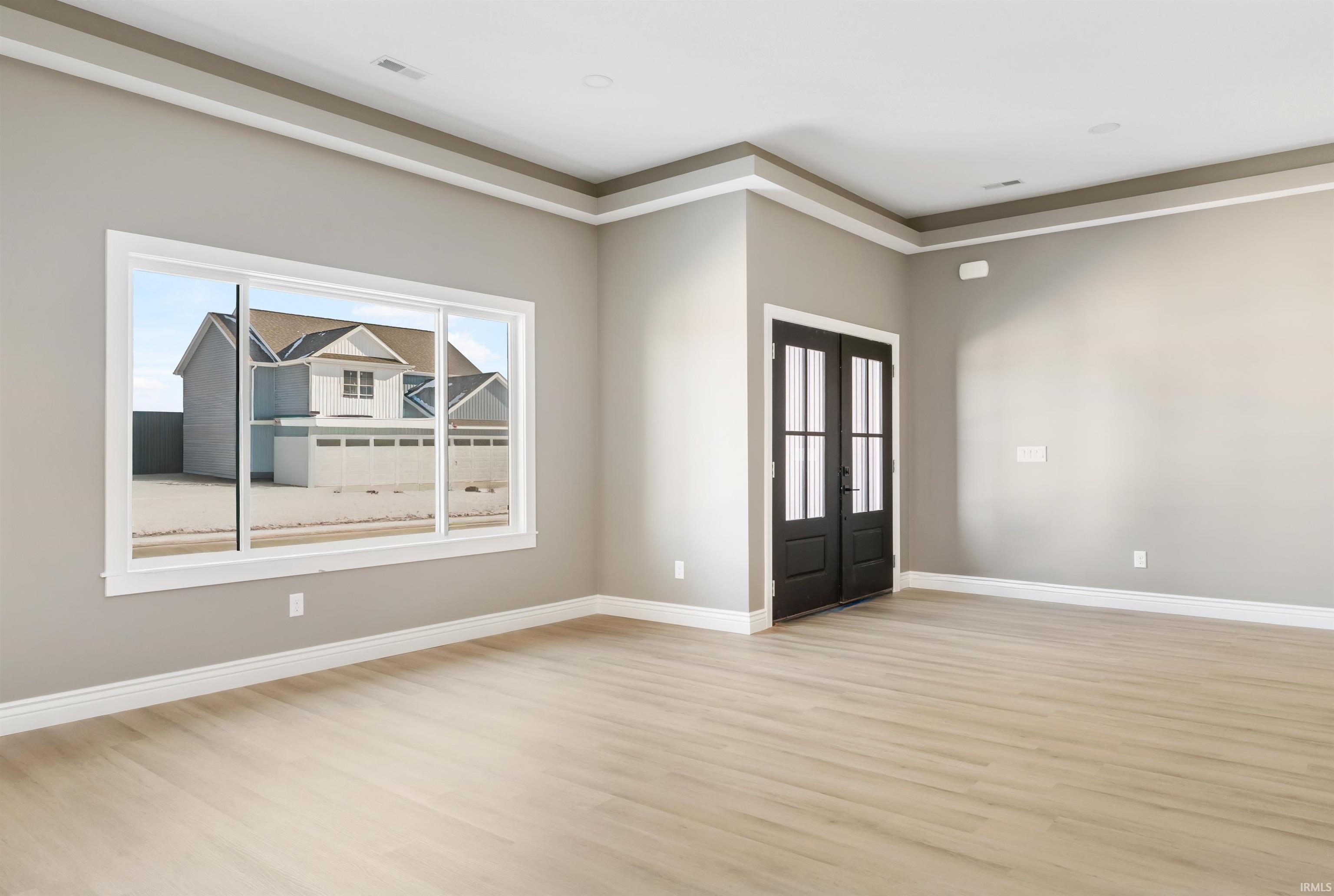 7208 Starks Boulevard Fort Wayne, IN 46816 - Photo 6 of 35