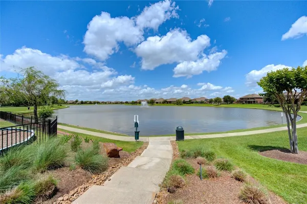 $539,900 | 19423 Stanton Lake Drive, Cypress, TX 77433