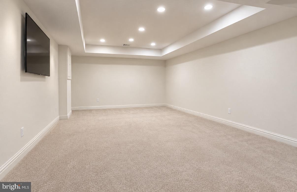 2061 Forge Run Bethlehem, PA 18015 - Photo 43 of 52 Gallery Image 43