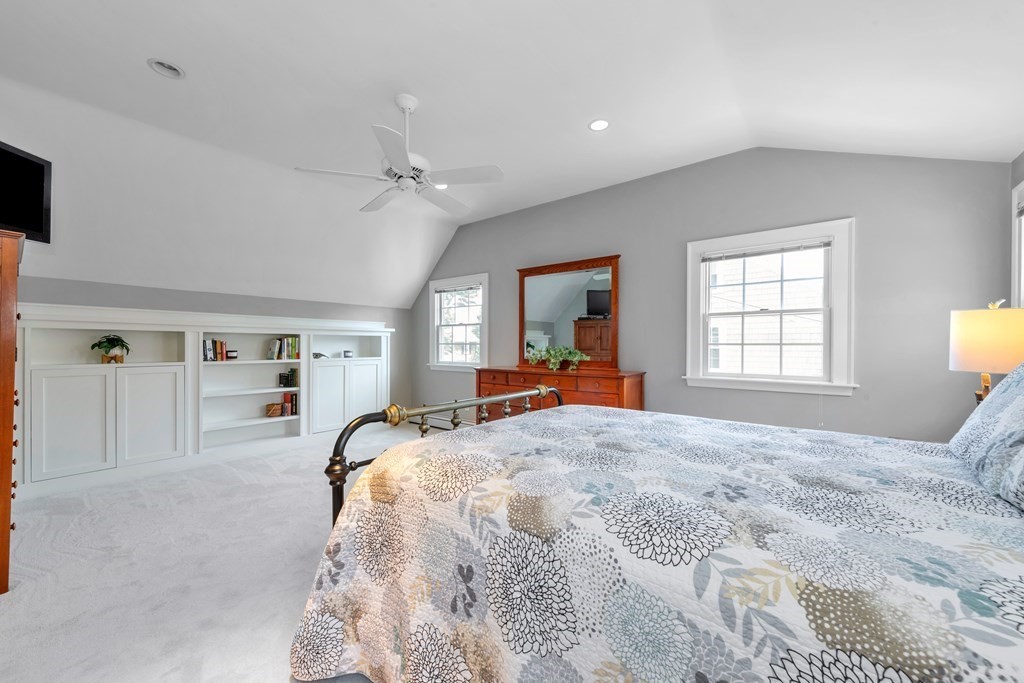 23 Leicester Road Marblehead, MA 01945 - Photo 28 of 42 a bedroom with a large bed and a window