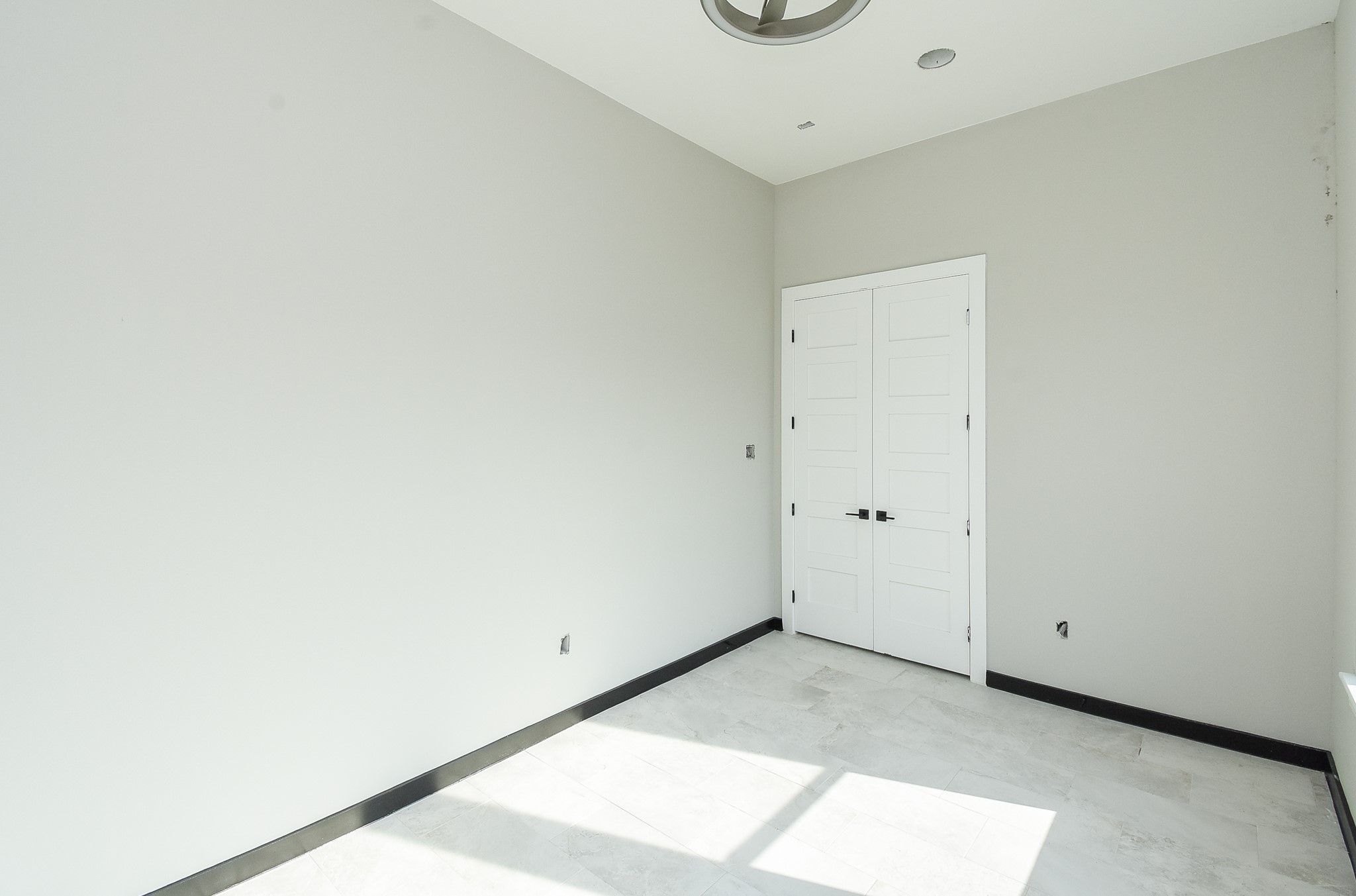 208 Silverleaf Road Sweeny, TX 77480 - Photo 14 of 49 a view of a room