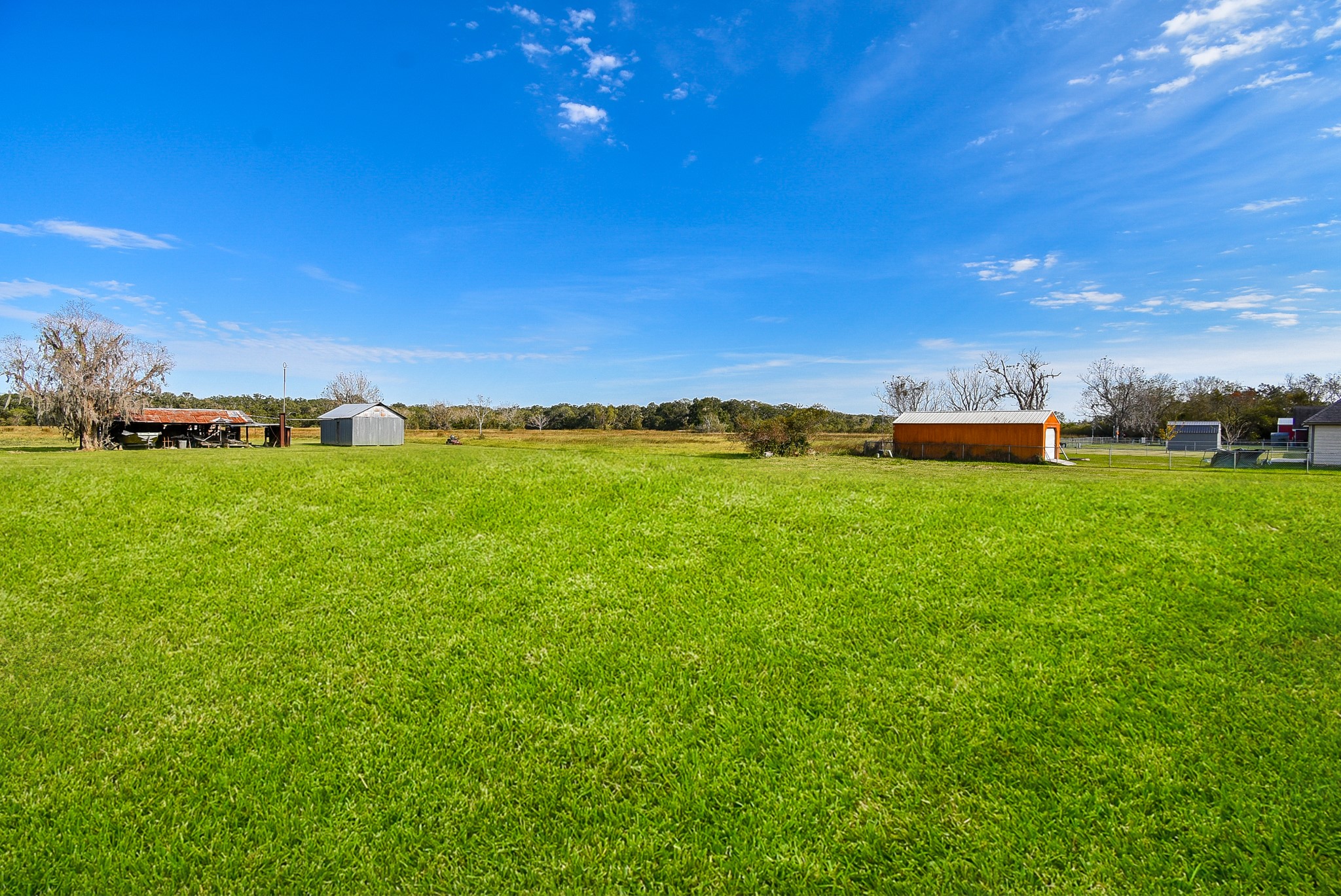 208 Silverleaf Road Sweeny, TX 77480 - Photo 4 of 49 a backyard of a house with table & chairs