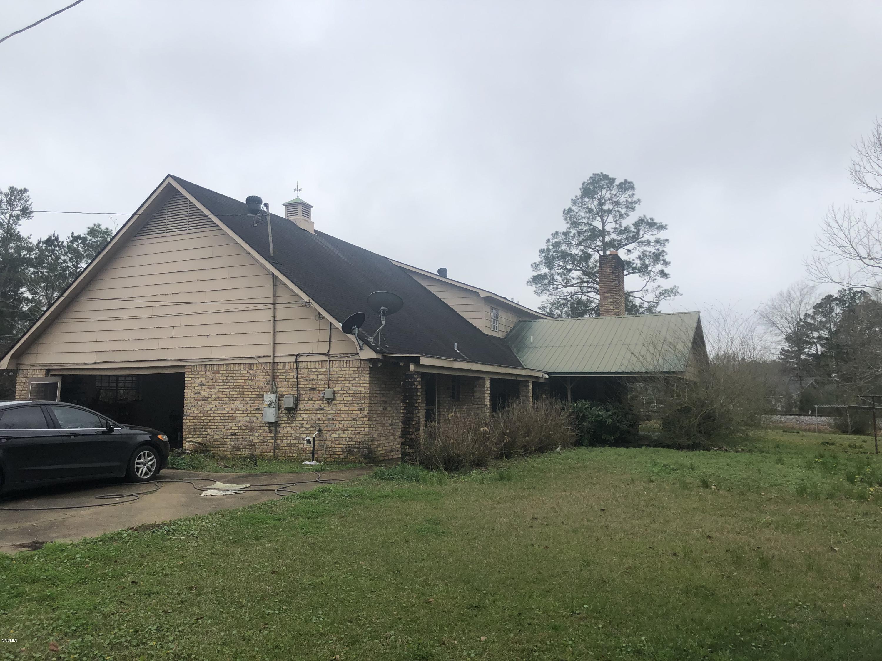 10409 Saracennia Road Moss Point, MS 39562 - Photo 3 of 4 IMG_1731