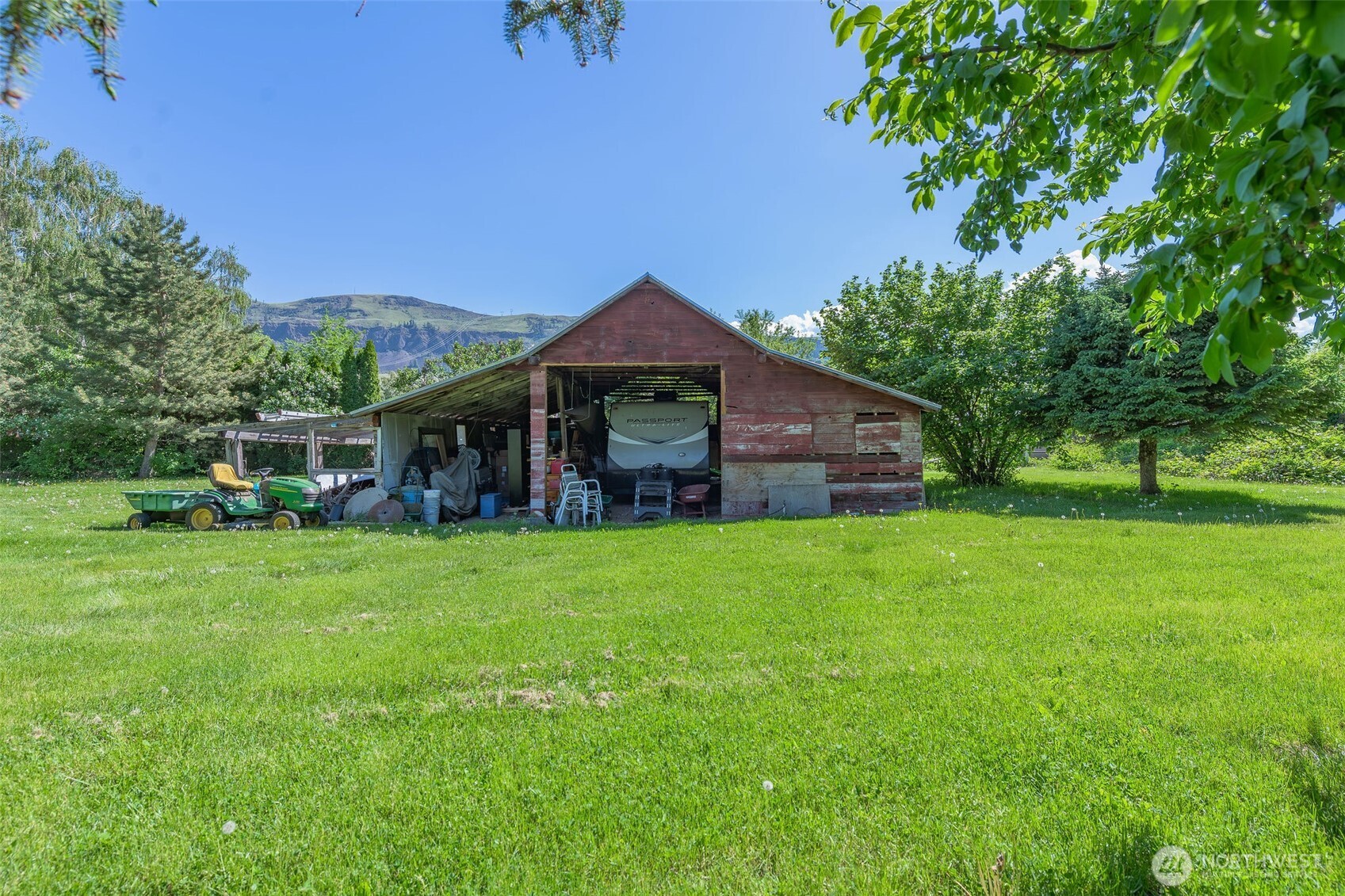 3432 Bainard Road Malaga, WA 98828 - Photo 4 of 40 Gallery Image 4