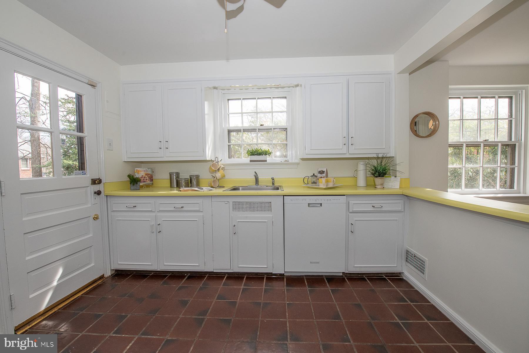545 Putnam Road Merion Station, PA 19066 - Photo 27 of 67 Kitchen