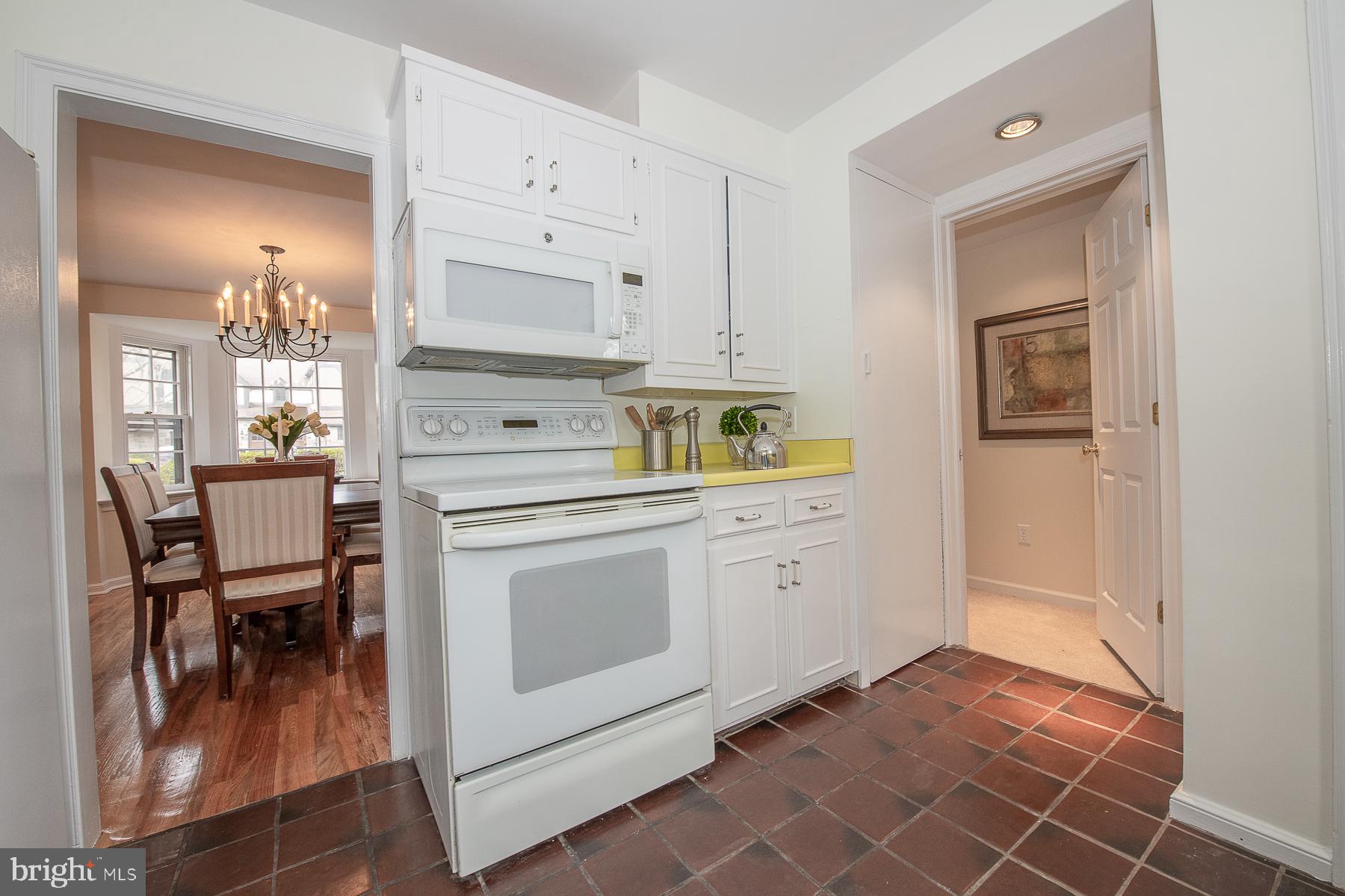 545 Putnam Road Merion Station, PA 19066 - Photo 29 of 67 Kitchen