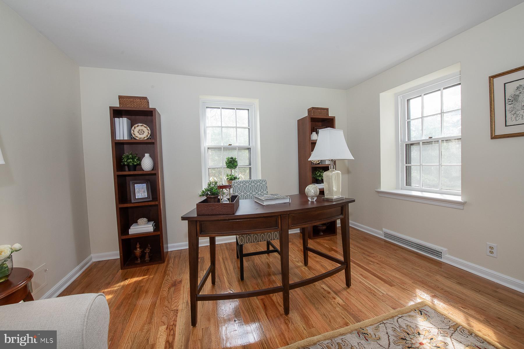 545 Putnam Road Merion Station, PA 19066 - Photo 9 of 67 Living Room