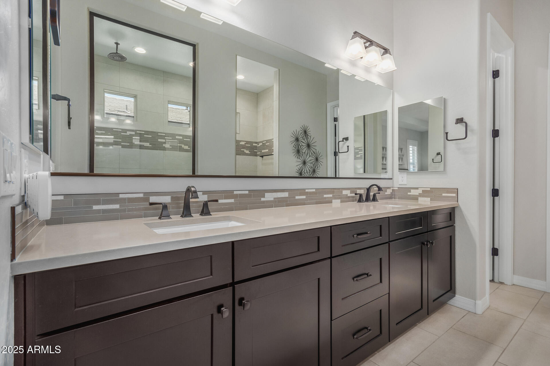 14571 West Wethersfield Road Surprise, AZ 85379 - Photo 18 of 39 28 - Wethersfield