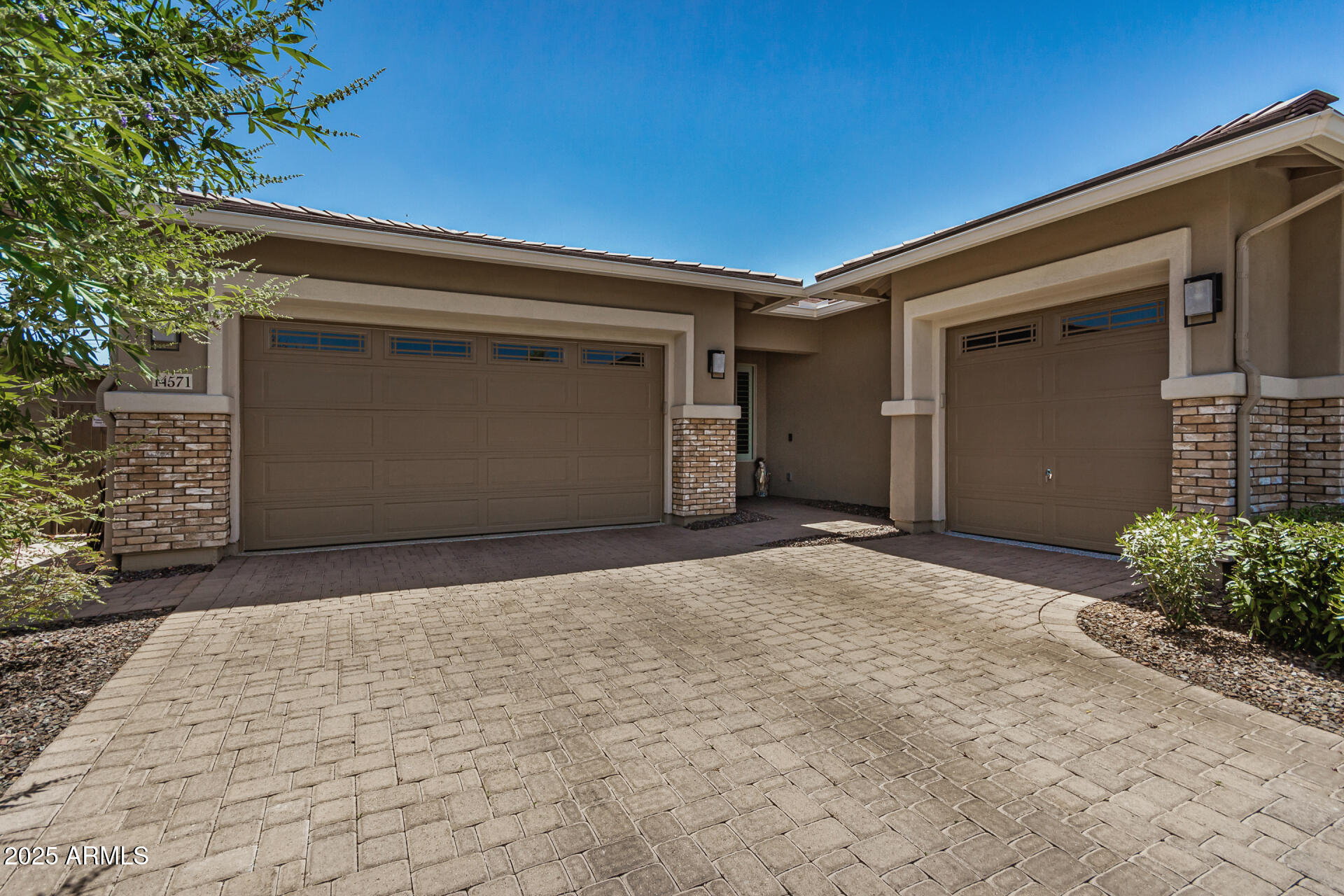 14571 West Wethersfield Road Surprise, AZ 85379 - Photo 4 of 39 08 - Wethersfield